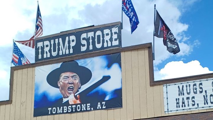 trump store
