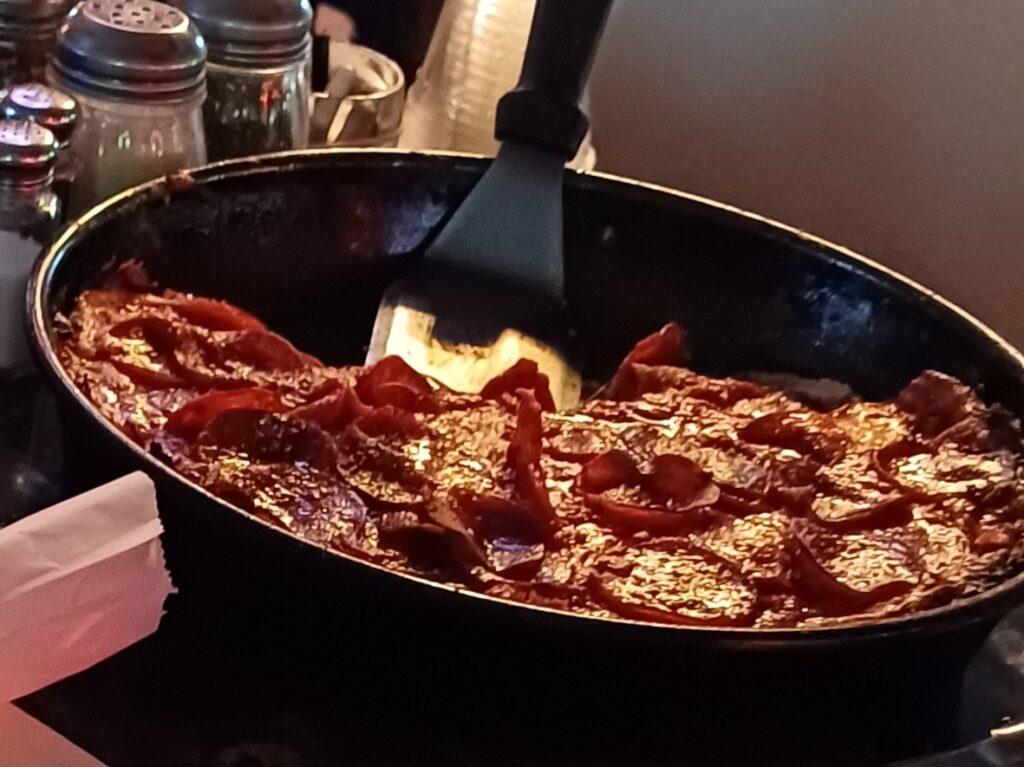 pequod's-pizza