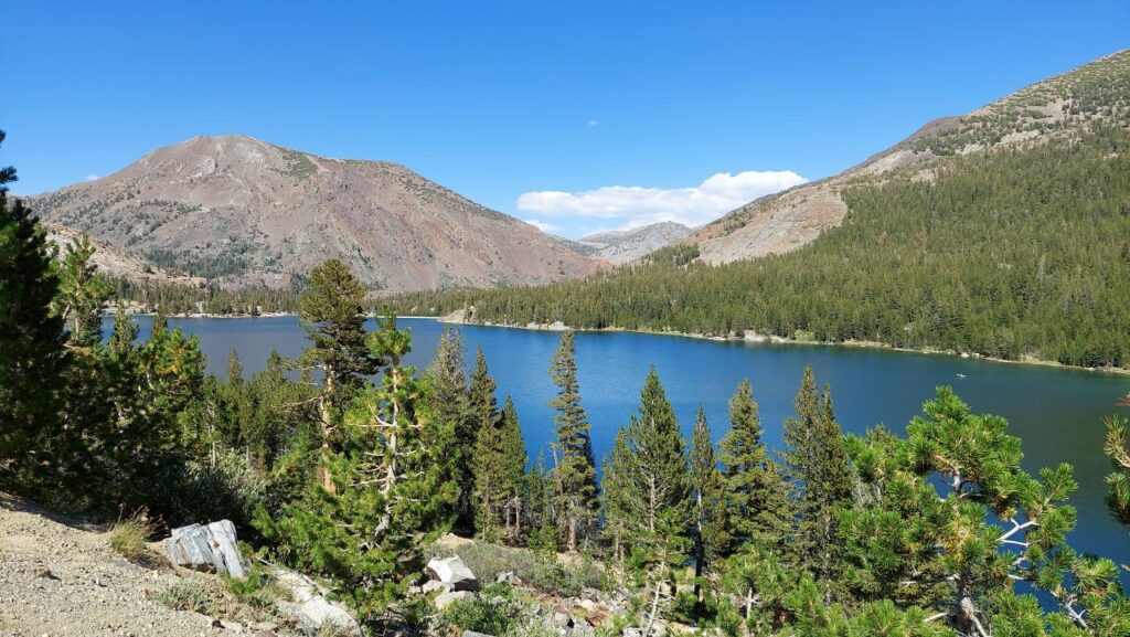 tioga-lake-tioga-road-yosemite-california