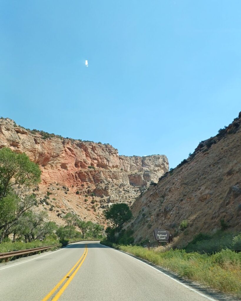 bighorn-mountains-wyoming-travel-to-usa