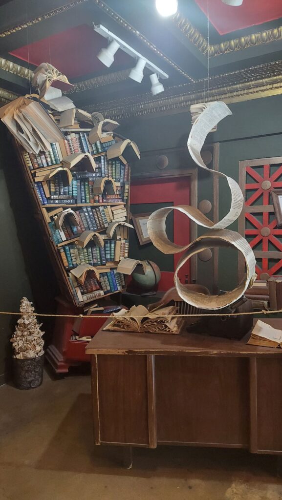 the-last-bookstore-los-angeles-california-travel-to-usa-11