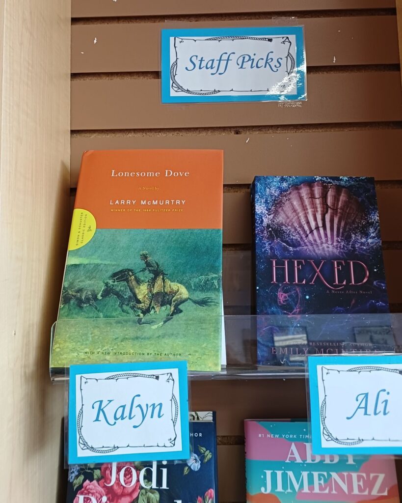 libreria-cody-wyoming-Travel-to-USA