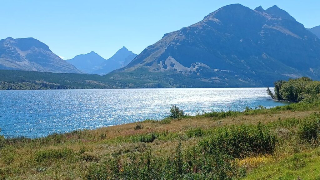 saint-mary-lake-glacier-national-park-montana